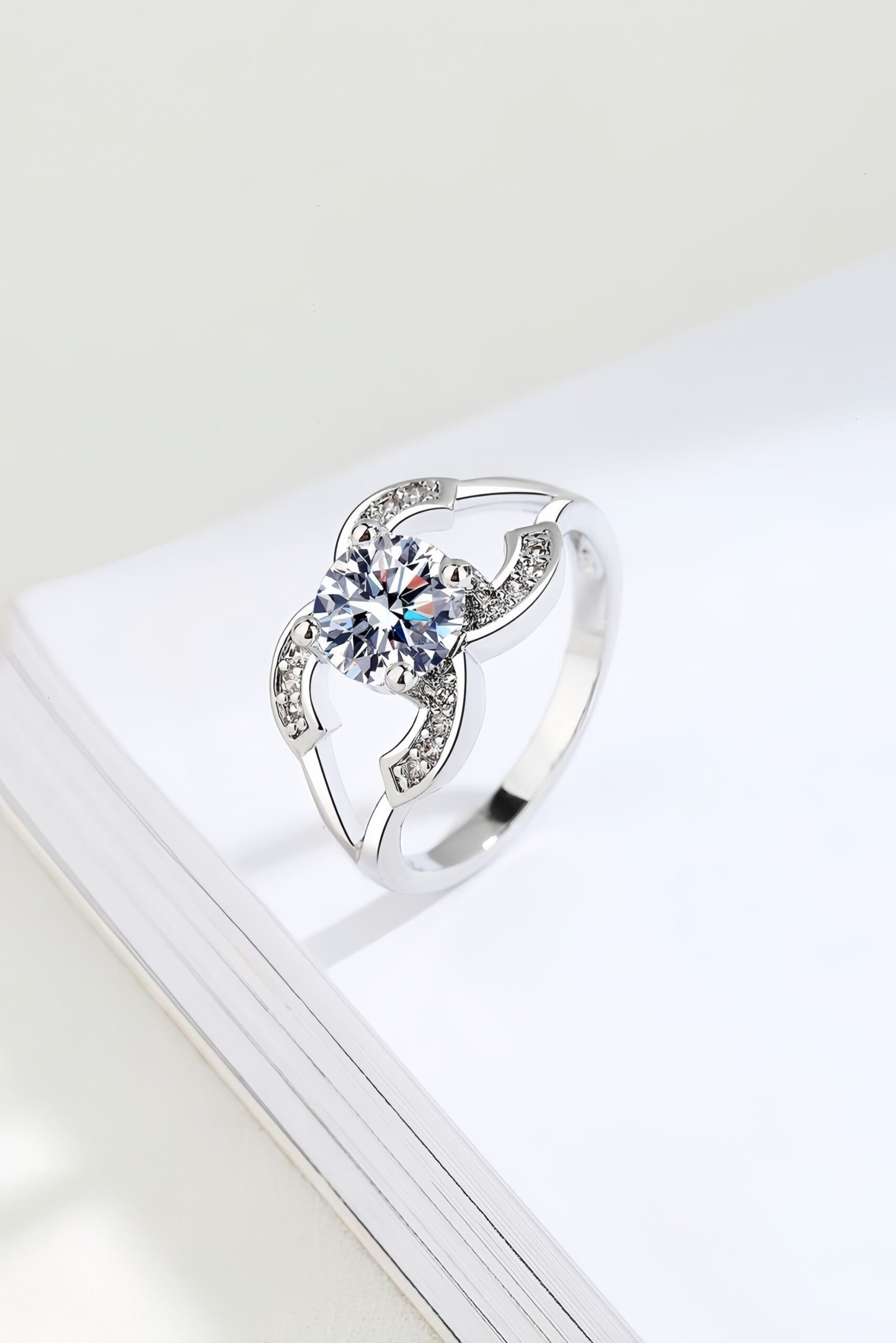 Luxury Design Sparkling Zircon Couple Rings - Ins Style Men & Women Pair